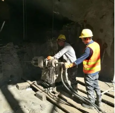 丰台水下抗分散灌浆料特点 水下不分散注浆料介绍